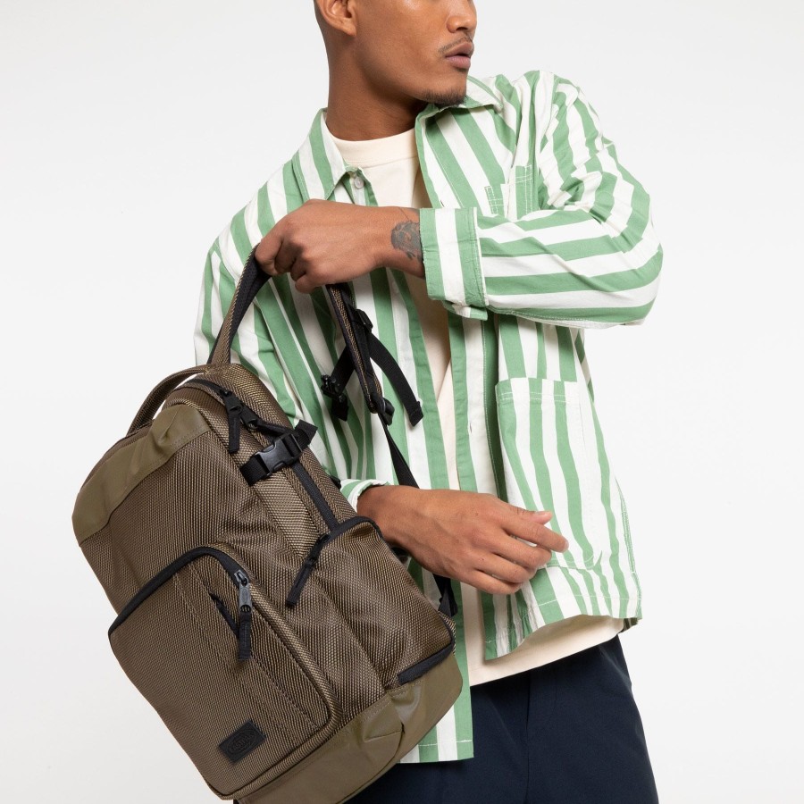 Trending Backpacks | Eastpak US Tecum S Cnnct Sand